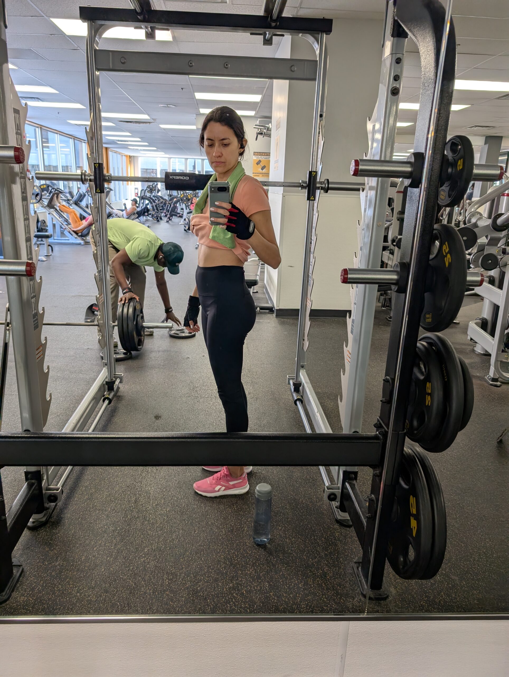 O 1º trimestre de gravidez. Foto tirada na academia, com 14 semanas de gestação.